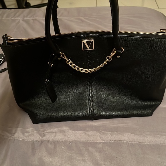 Victoria’s Secret cute Black purse - Picture 2 of 4